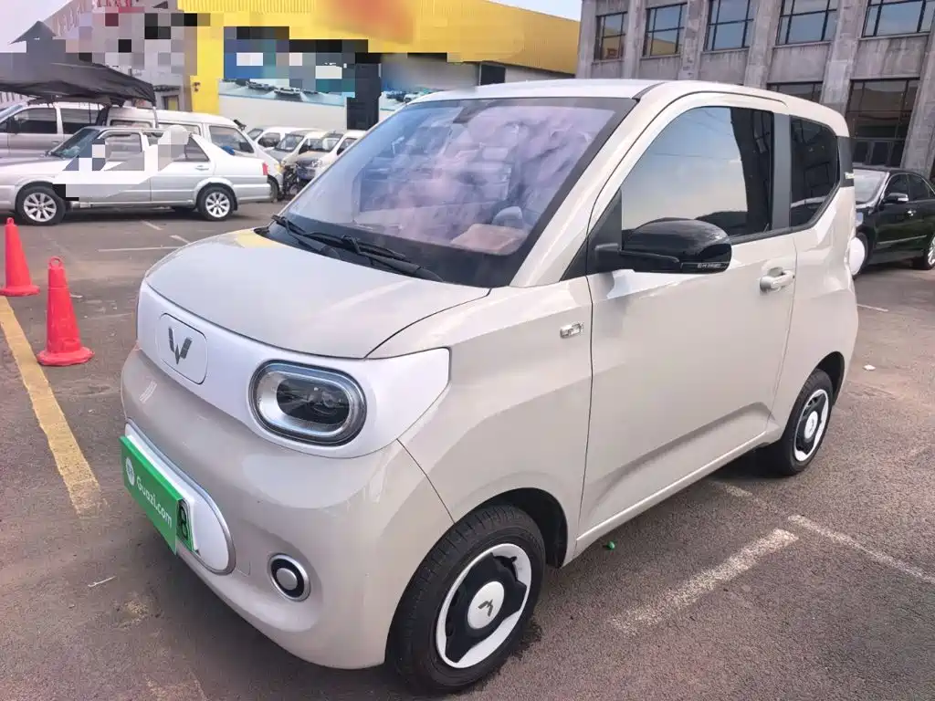 Wuling Hongguang Mini EV 2024 3rd Gen 215km Youth Edition