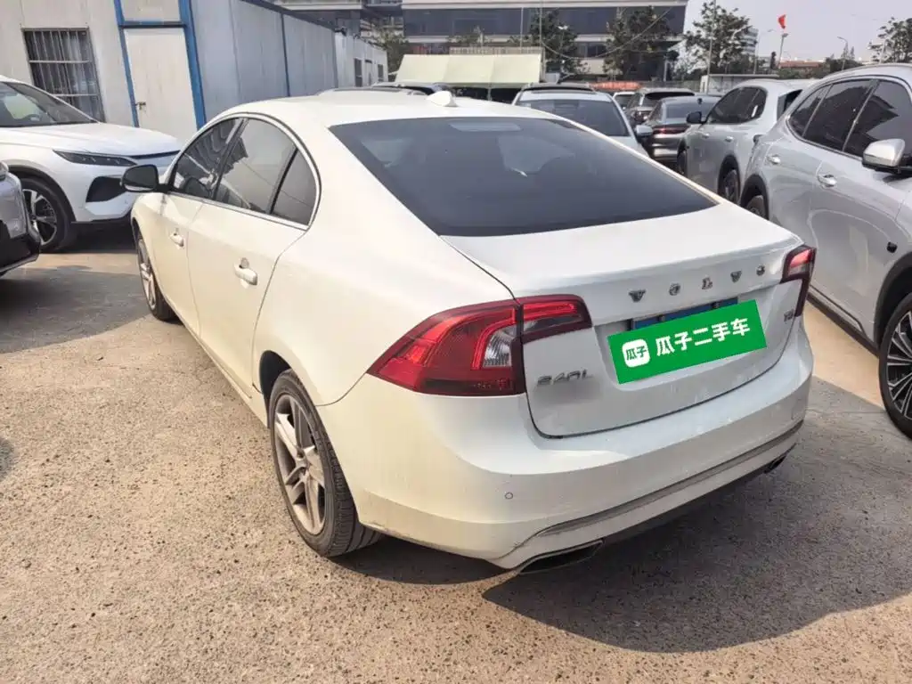 Volvo S60 — миниатюра 5