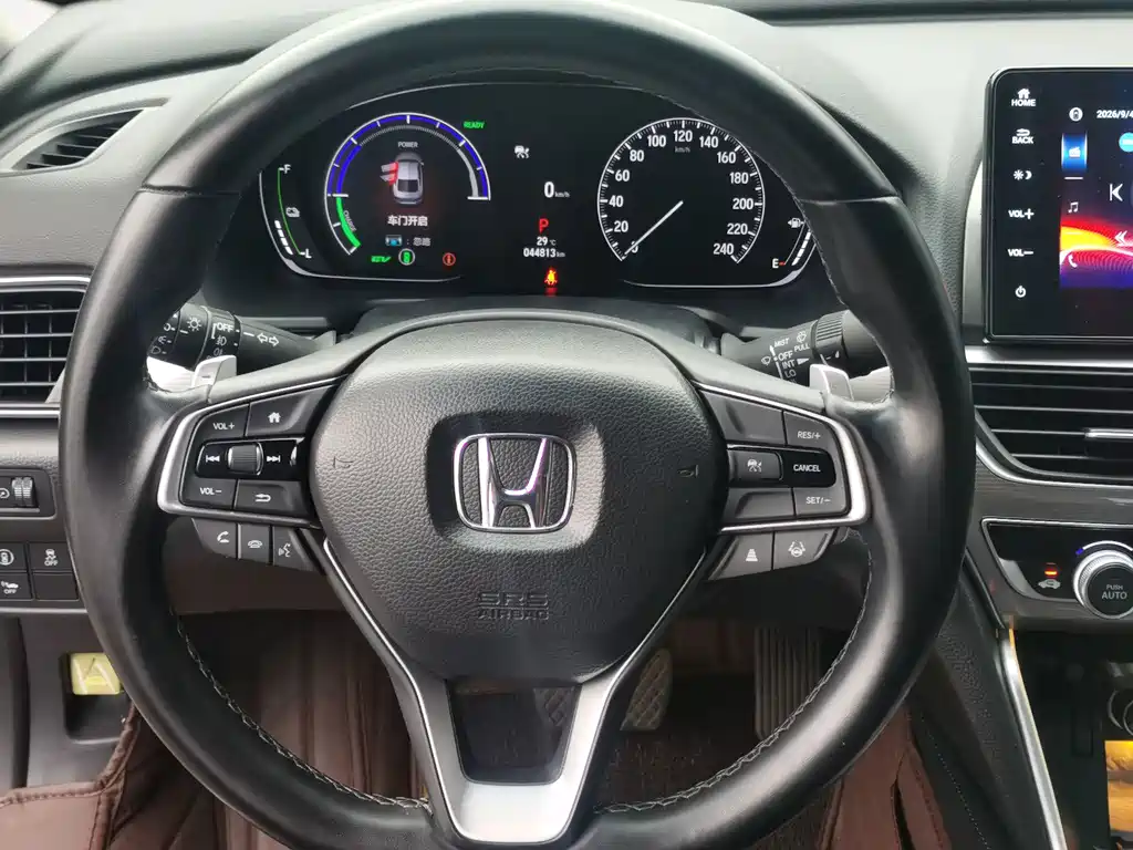 Honda Accord — миниатюра 12