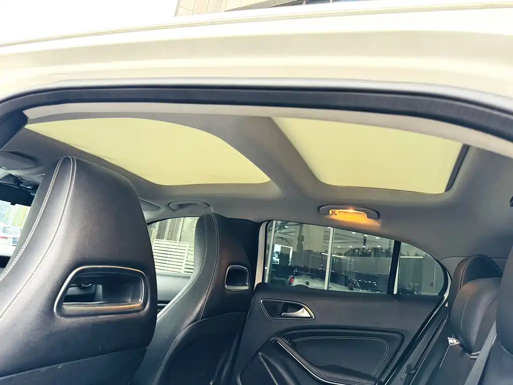 Mercedes-Benz GLA — миниатюра 7