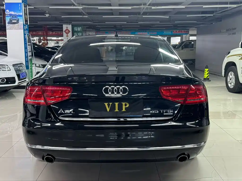 Audi A8 — миниатюра 8