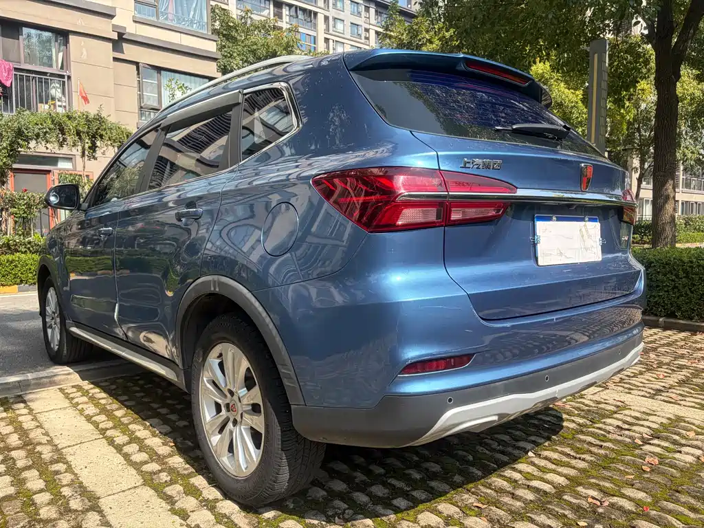 Roewe RX5 — миниатюра 6