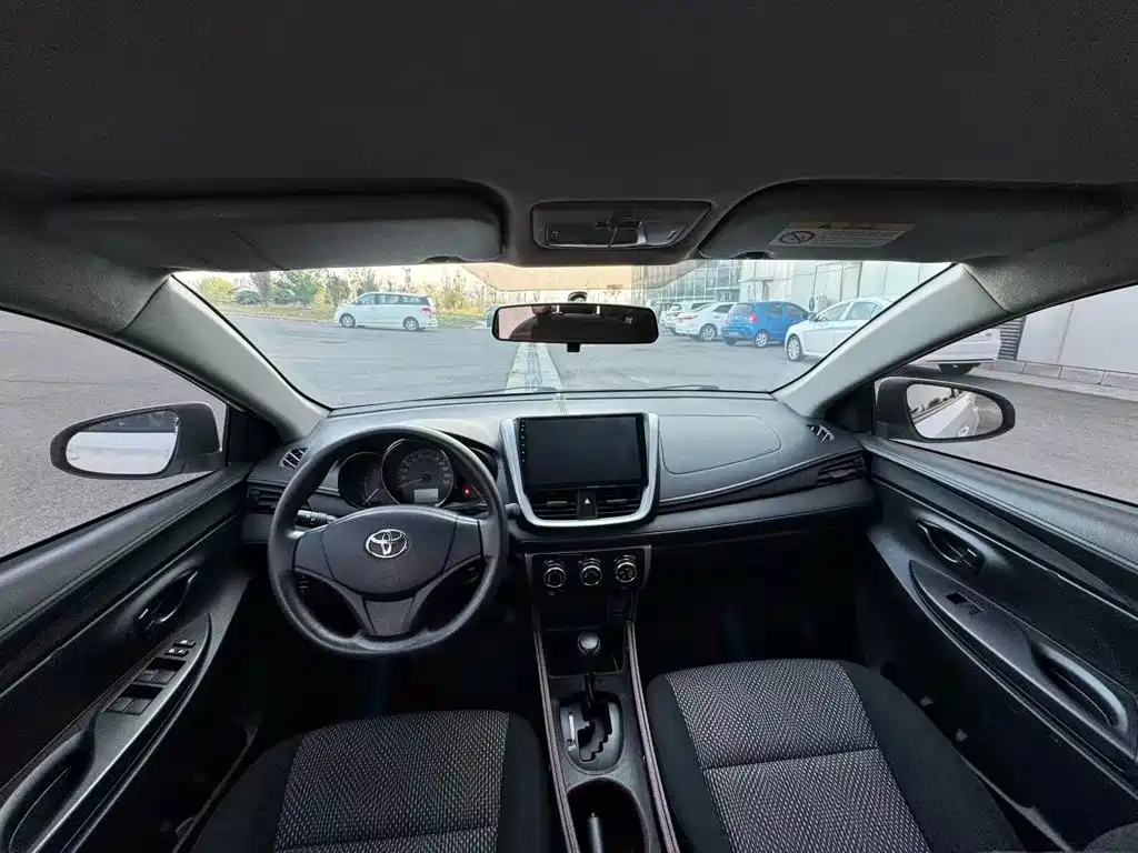 Toyota Vios — миниатюра 8