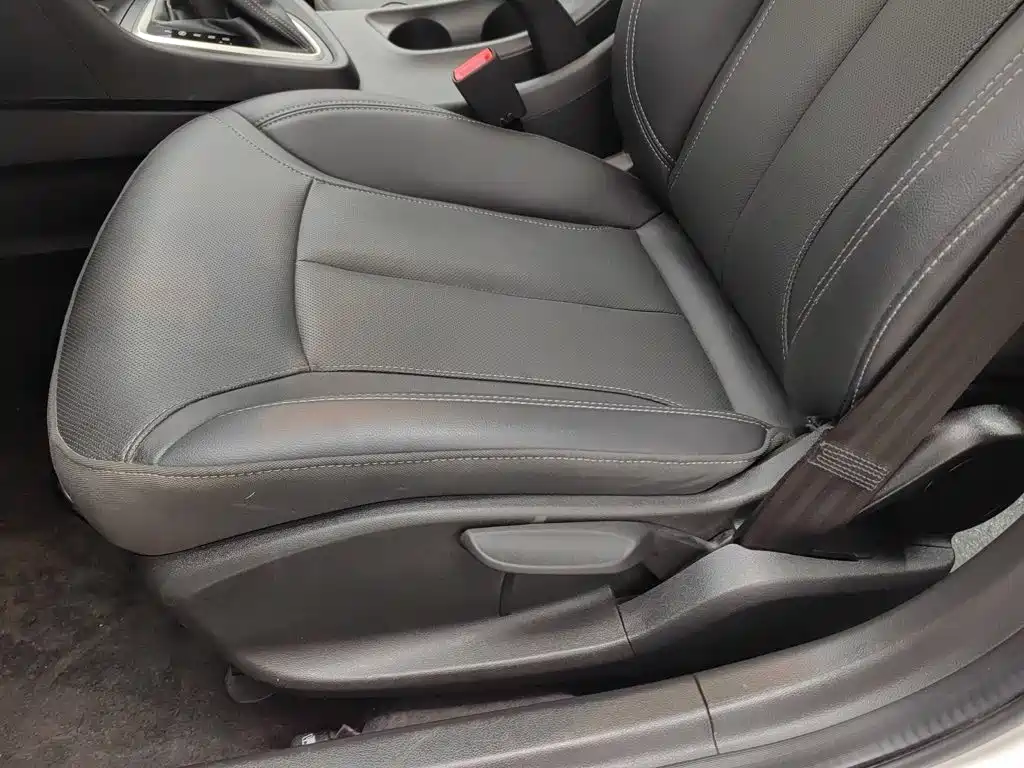 Buick Excelle — миниатюра 20