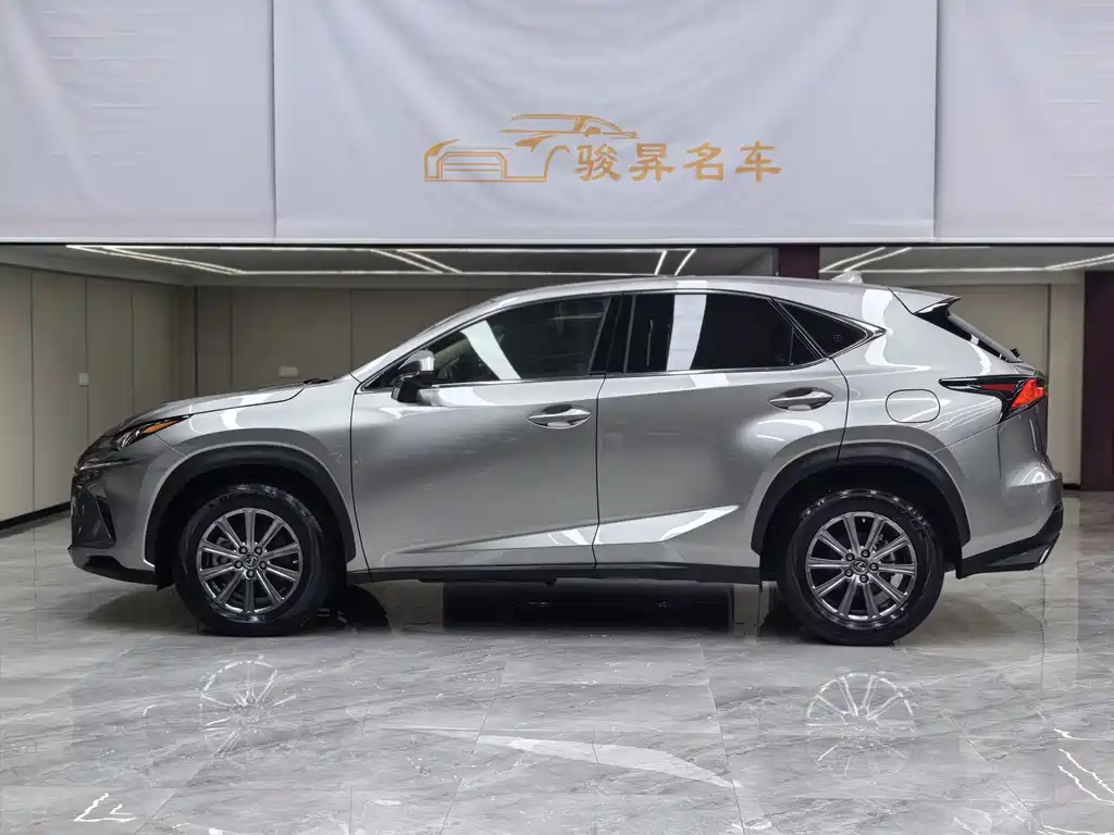 Lexus NX — миниатюра 7