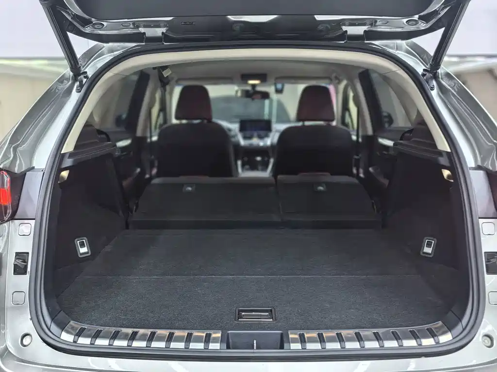Lexus NX — миниатюра 34