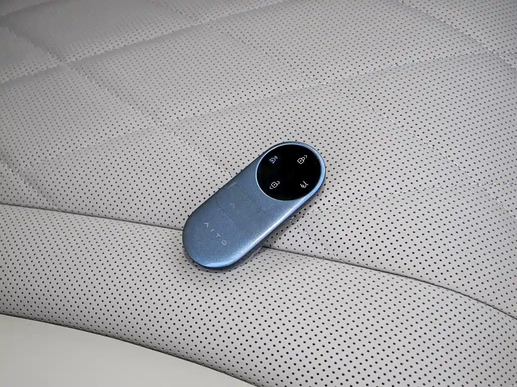 AITO AITO M9 — миниатюра 9