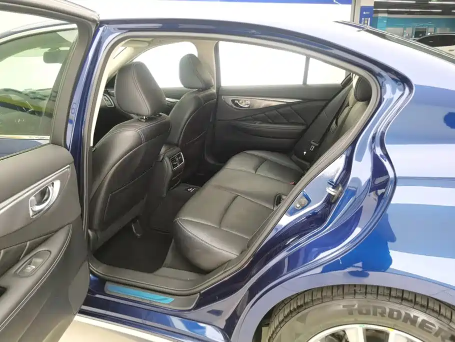 Infiniti Q50L — миниатюра 11