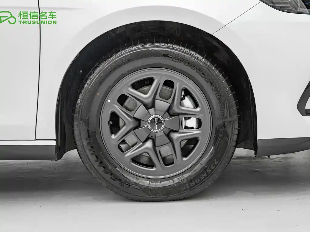 BYD Seal 05 DM-i — миниатюра 11