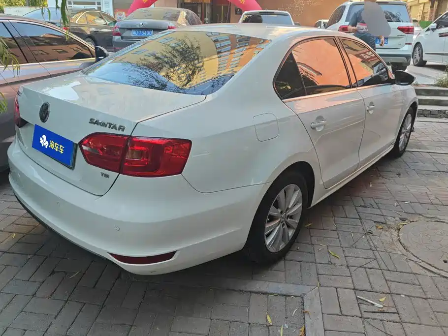Volkswagen Sagitar — миниатюра 3
