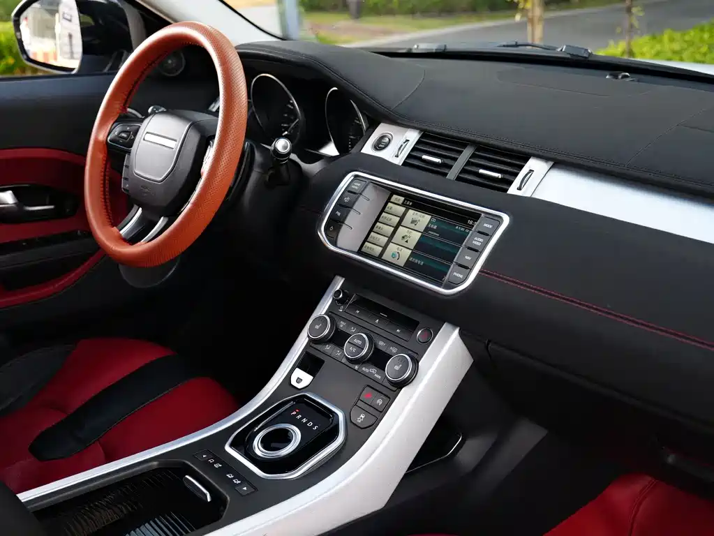 Land Rover Evoque (Import) — миниатюра 10