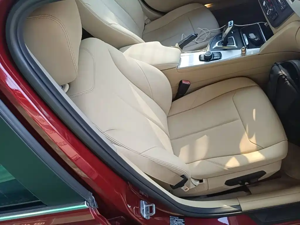 BMW 3 Series — миниатюра 25