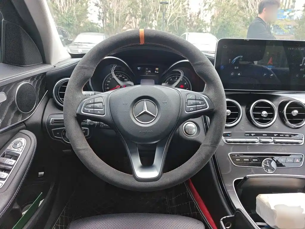 Mercedes-Benz C-Class — миниатюра 3