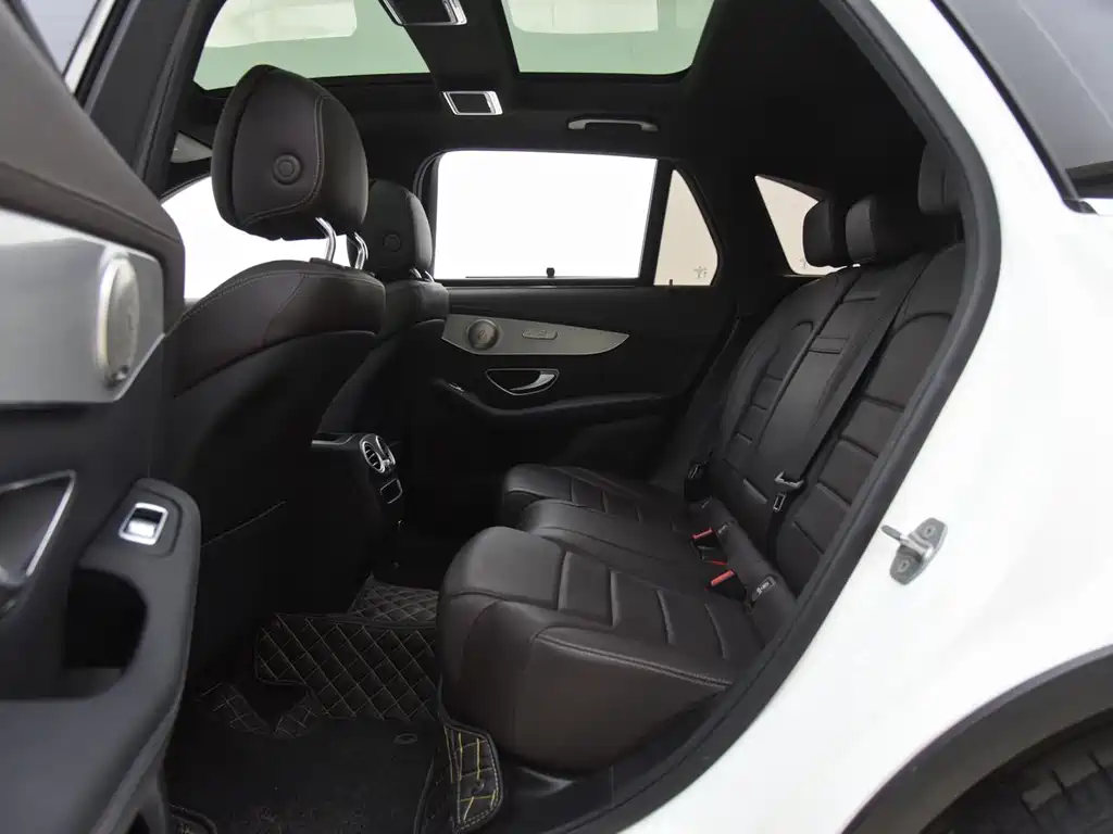 Mercedes-Benz GLC — миниатюра 10