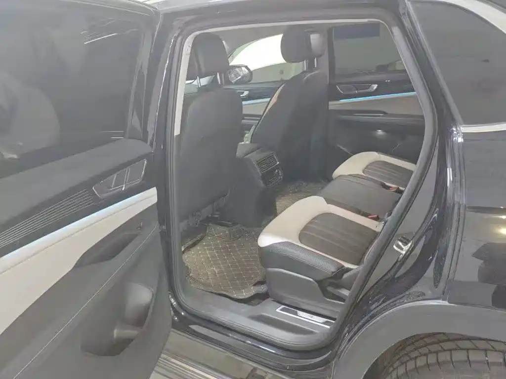 Volkswagen Teramont — миниатюра 2