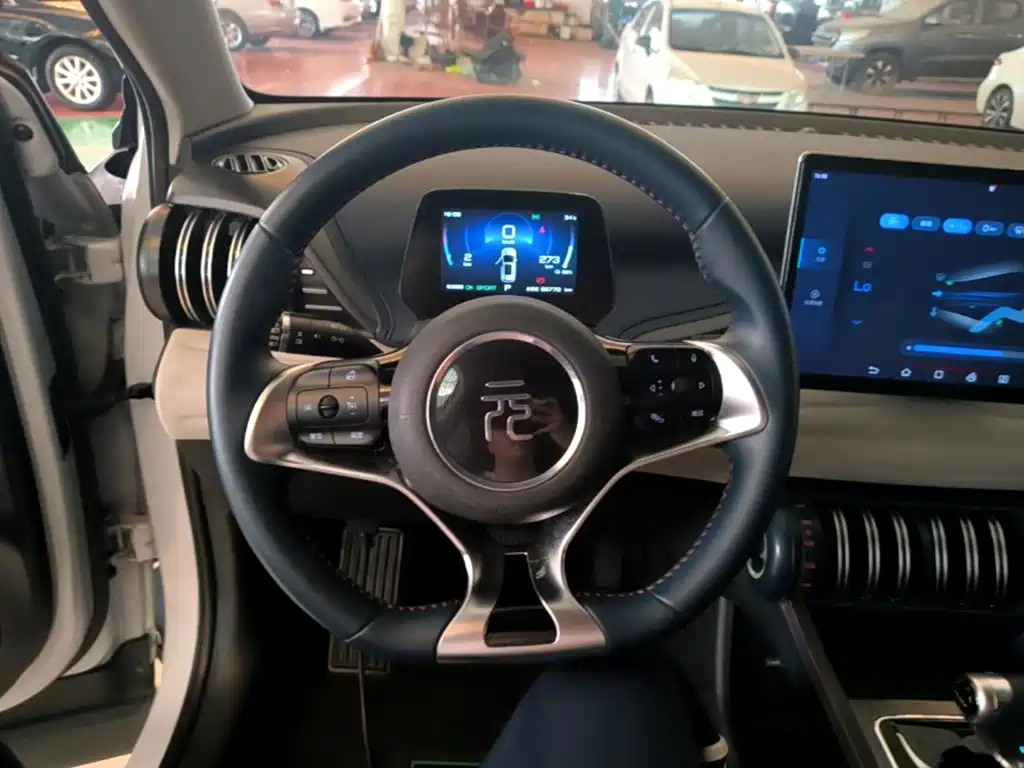 BYD Yuan Plus — миниатюра 11