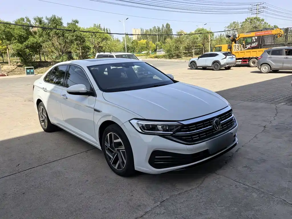 Volkswagen Sagitar — миниатюра 4