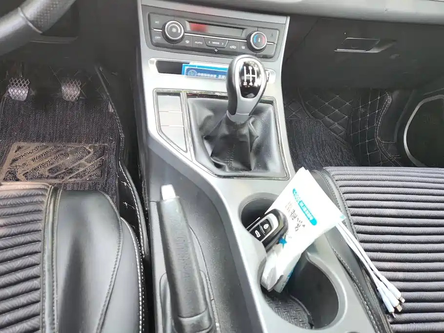 Geely Emgrand — миниатюра 16