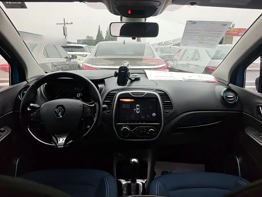 Renault Captur — миниатюра 10