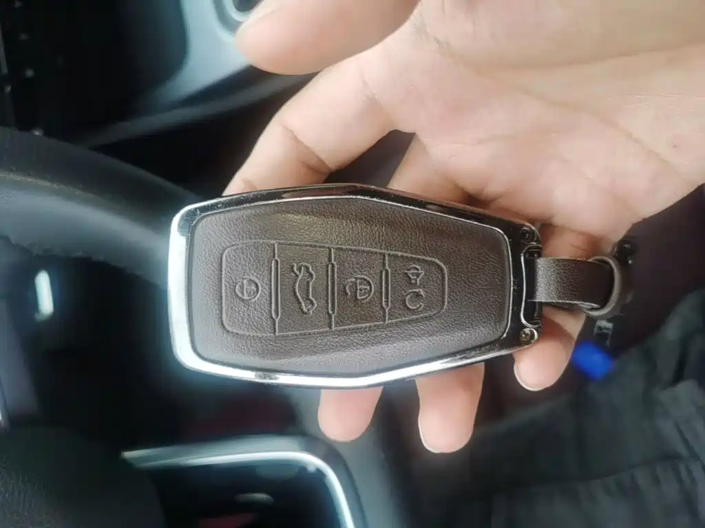Geely Haoyue — миниатюра 9