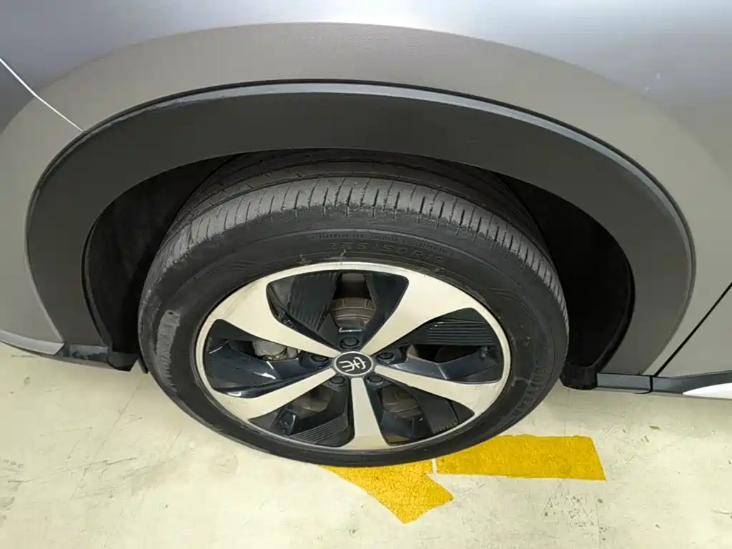 BYD PLUS New Energy — миниатюра 23