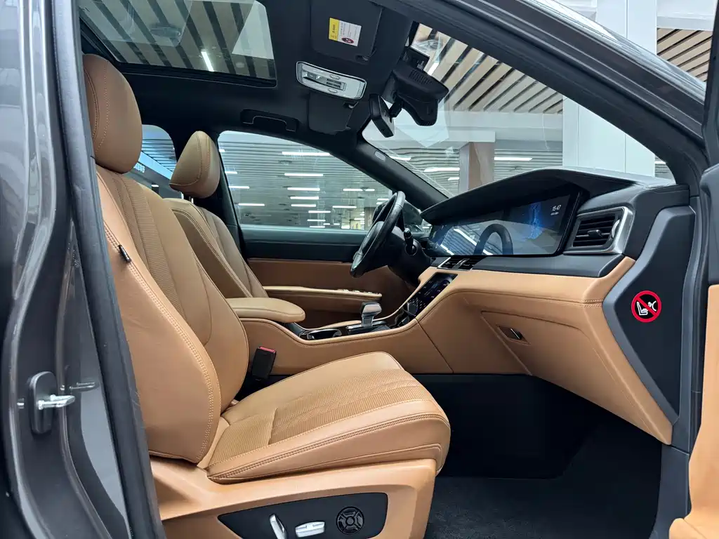 Li Auto Li ONE — миниатюра 17
