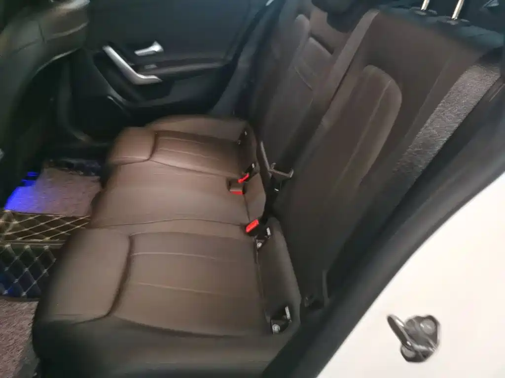 Mercedes-Benz A-Class — миниатюра 17