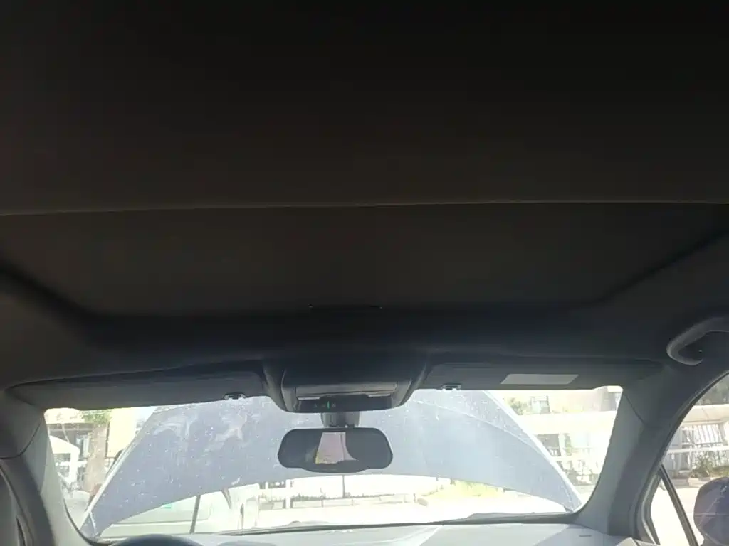 Cadillac XT5 — миниатюра 18