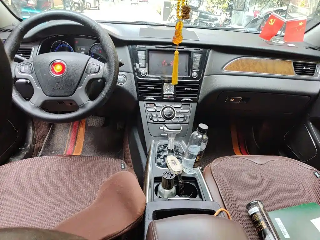 Hongqi Hongqi H7 — миниатюра 5