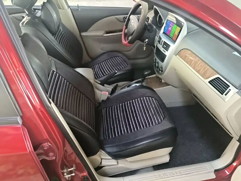 Buick Excelle — миниатюра 25