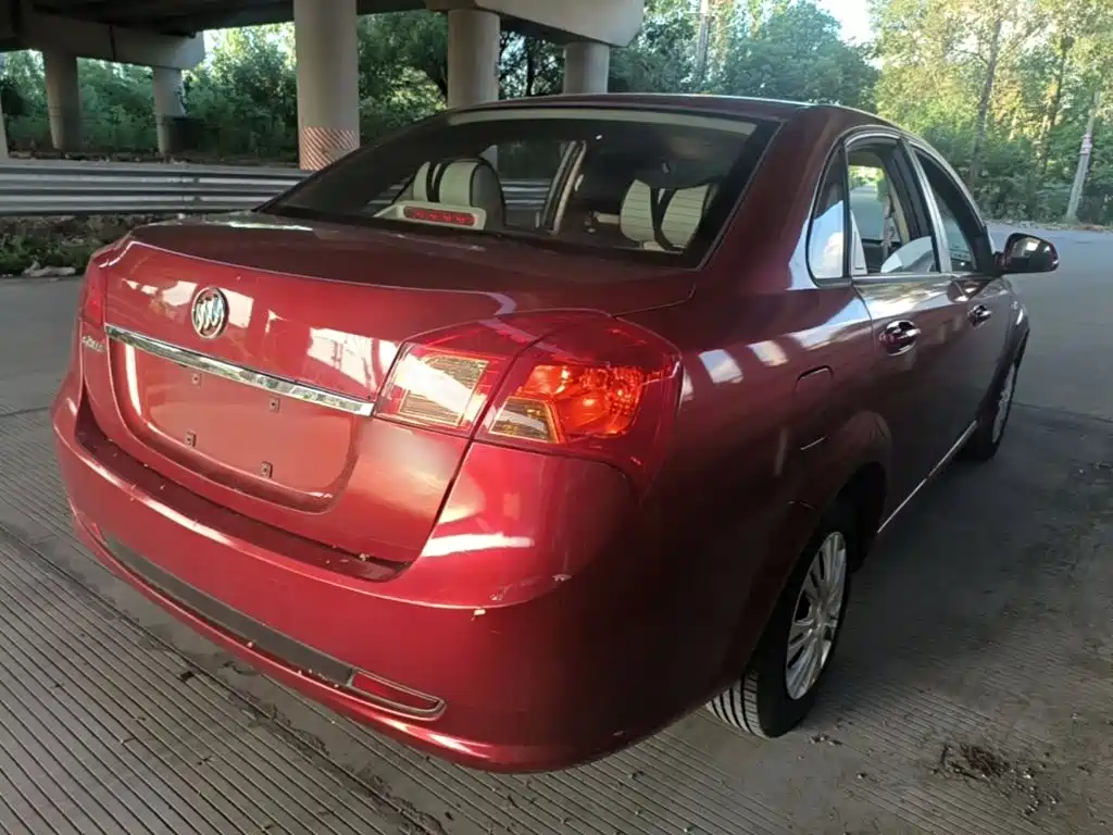 Buick Excelle — миниатюра 7