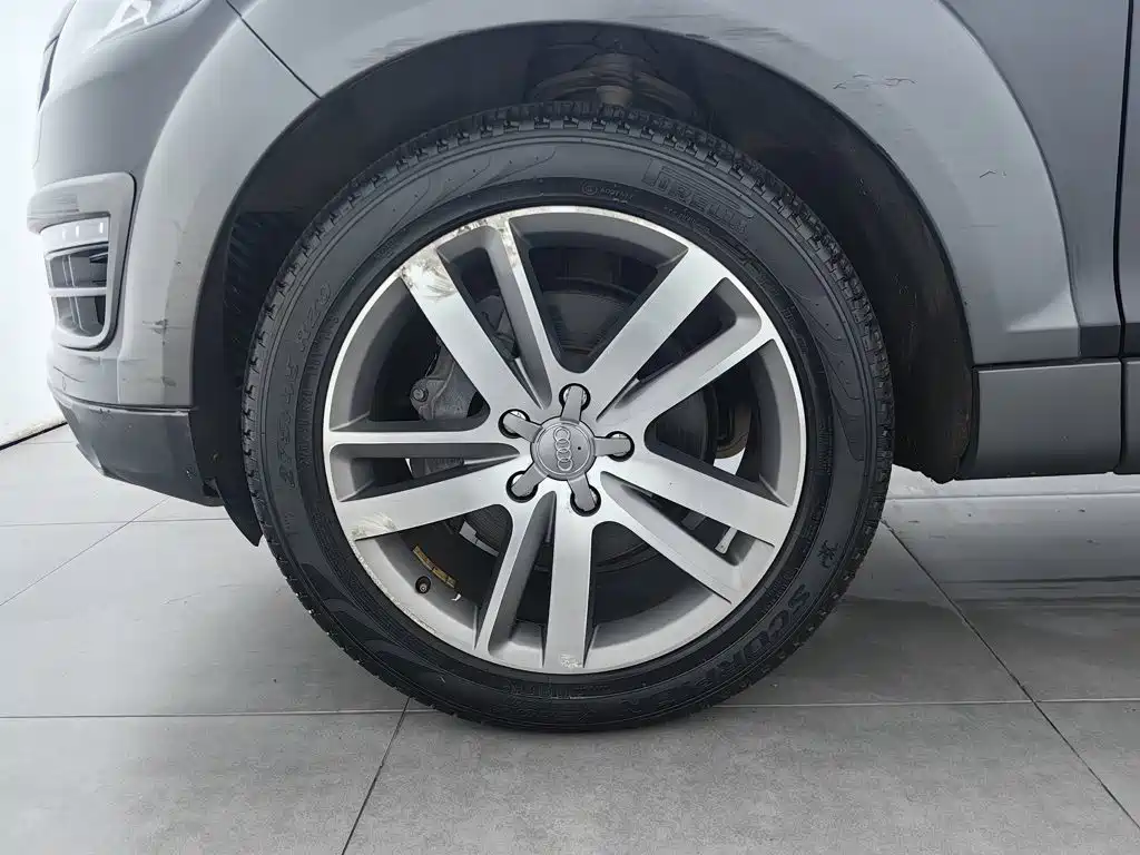 Audi Q7 — миниатюра 17