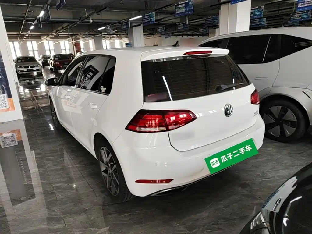 Volkswagen Golf — миниатюра 5