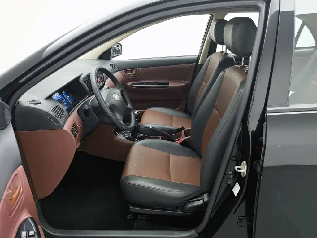 BYD F3 — миниатюра 10