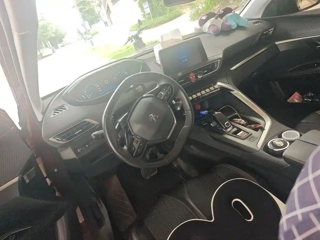 Peugeot 4008 — миниатюра 11
