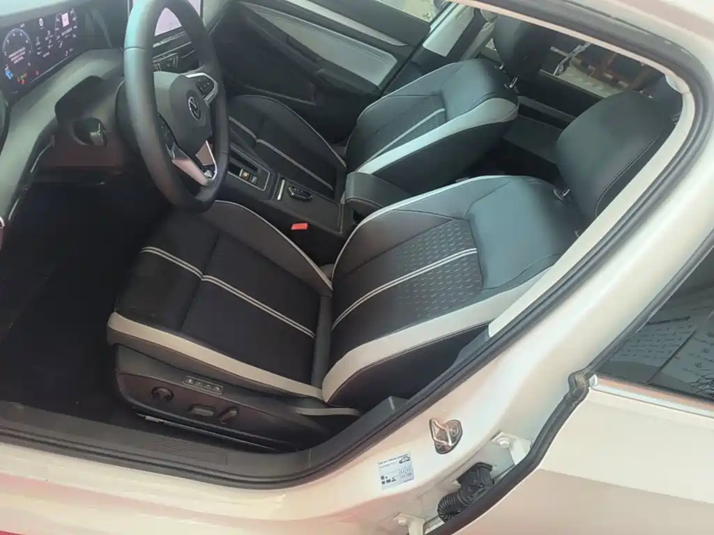 Volkswagen Golf — миниатюра 15