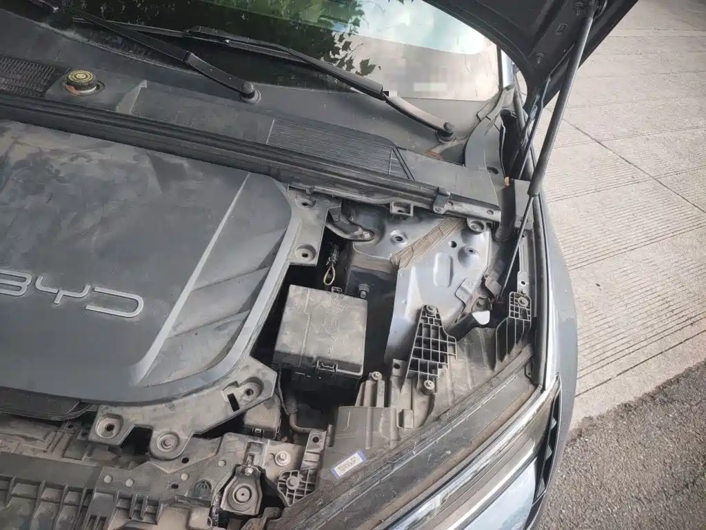 BYD Seal — миниатюра 22