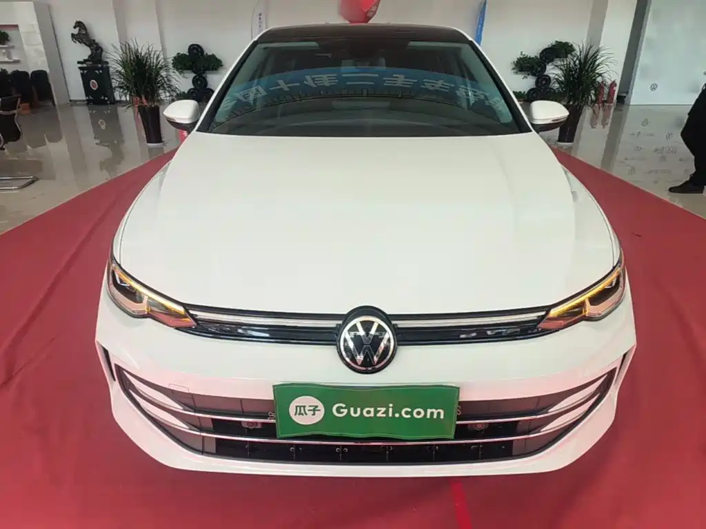 Volkswagen Golf — миниатюра 3