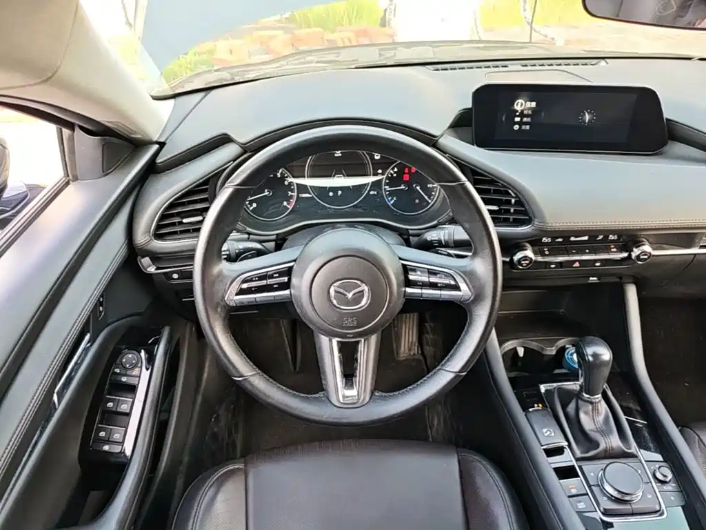 Mazda 3 Axela — миниатюра 11