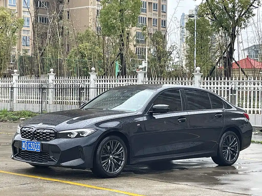 BMW 3 Series 2023