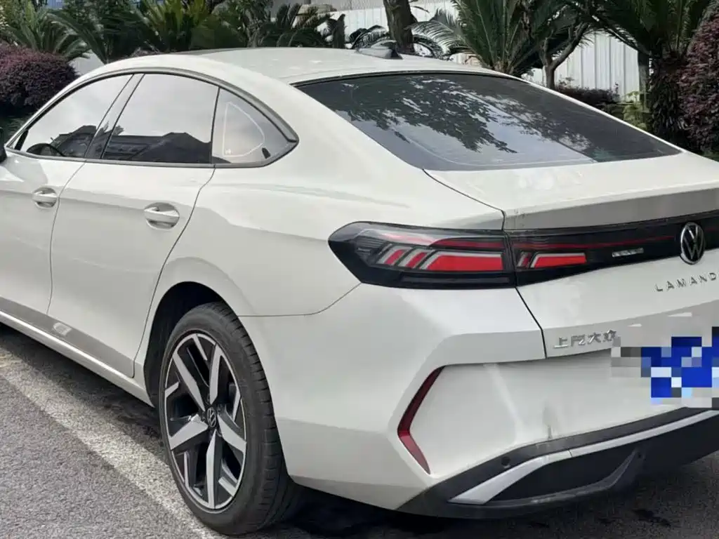 Volkswagen Lamando 2026 L 300TSI