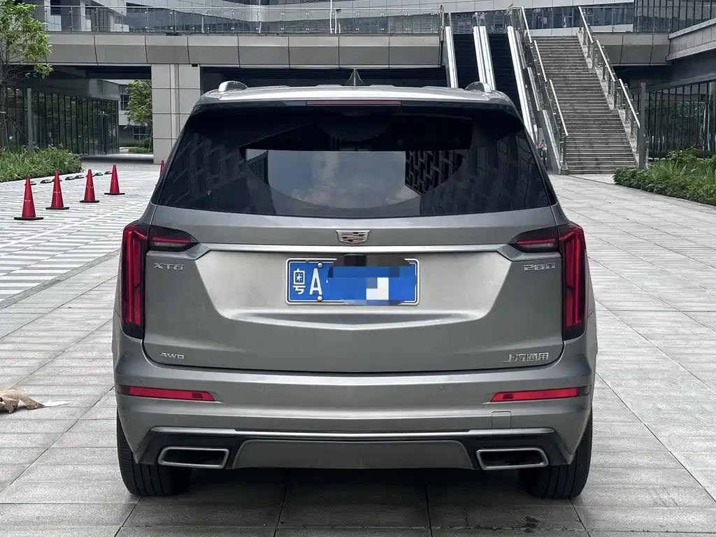 Cadillac XT6 2022 2.0T мест Luxury Standard