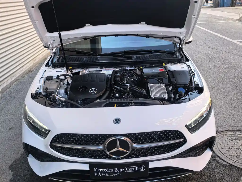 Mercedes-Benz A-Class — миниатюра 7