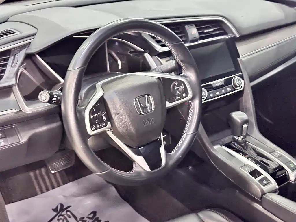 Honda Civic — миниатюра 4