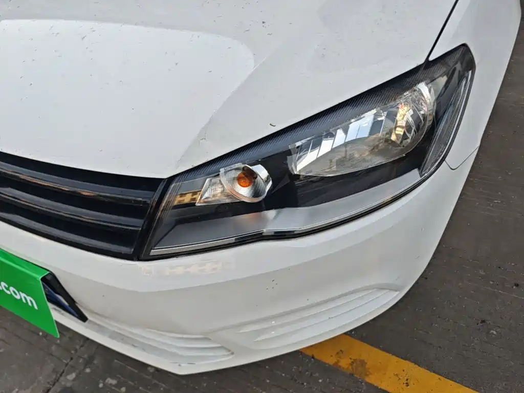 Volkswagen Jetta — миниатюра 24
