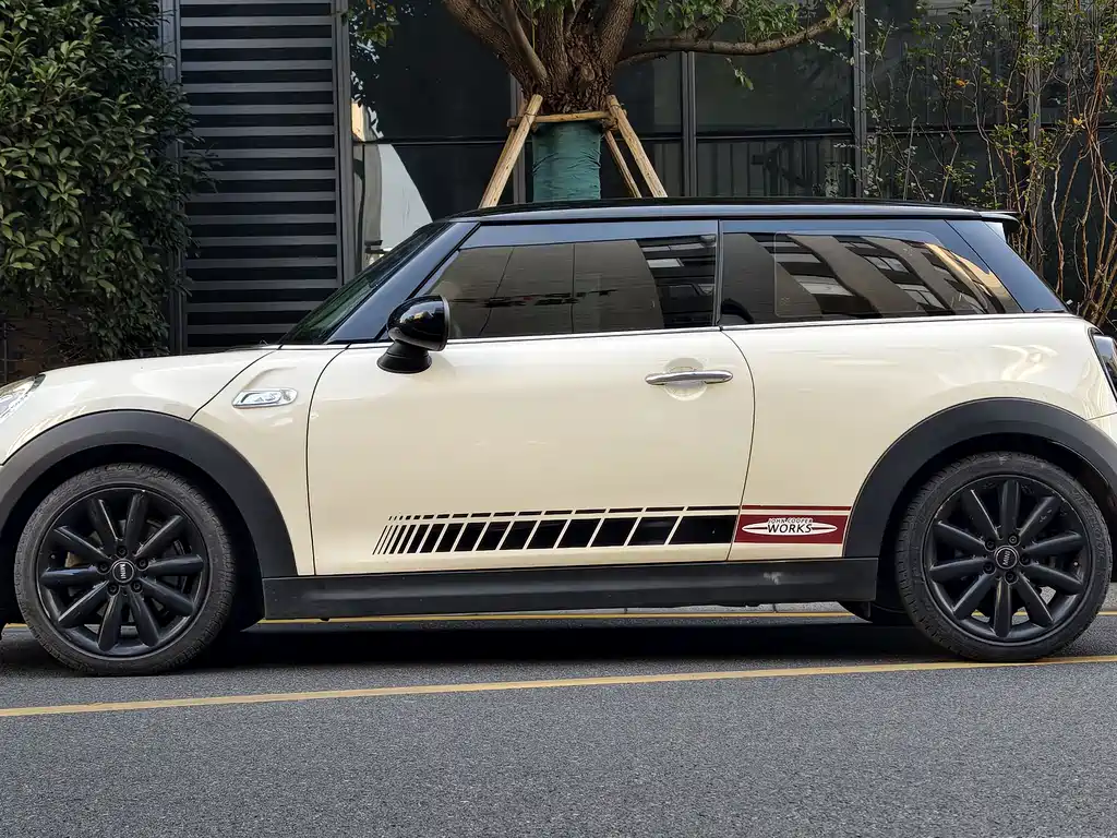 MINI Mini — миниатюра 2