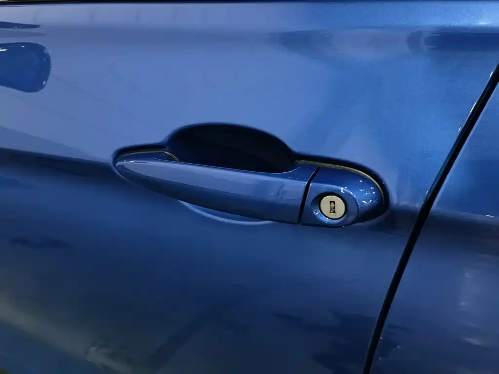 BMW 3 Series — миниатюра 18