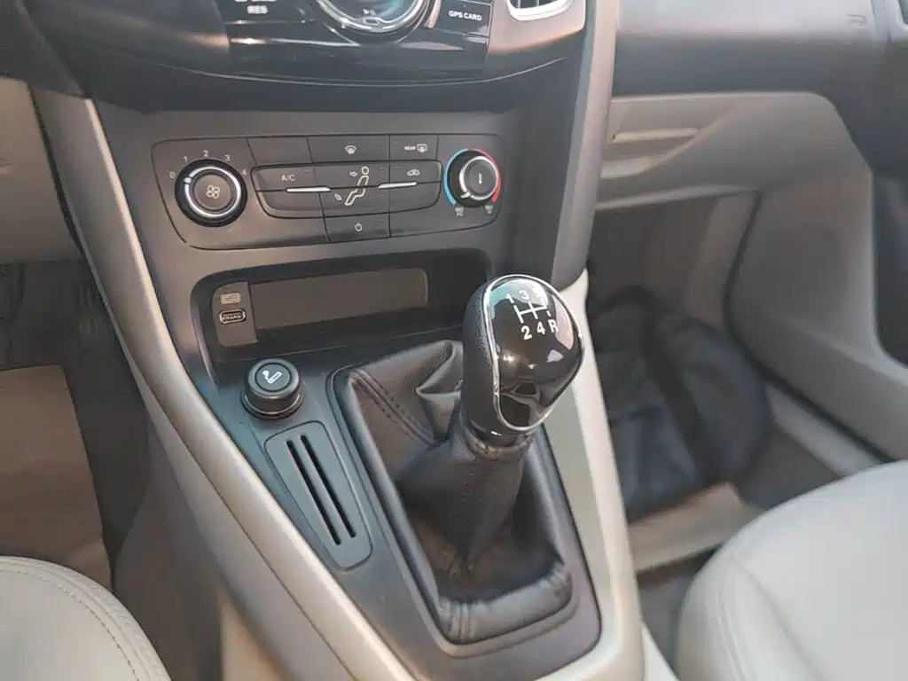 Ford Focus — миниатюра 14