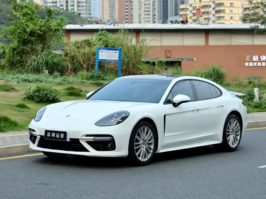 Porsche Panamera 2018