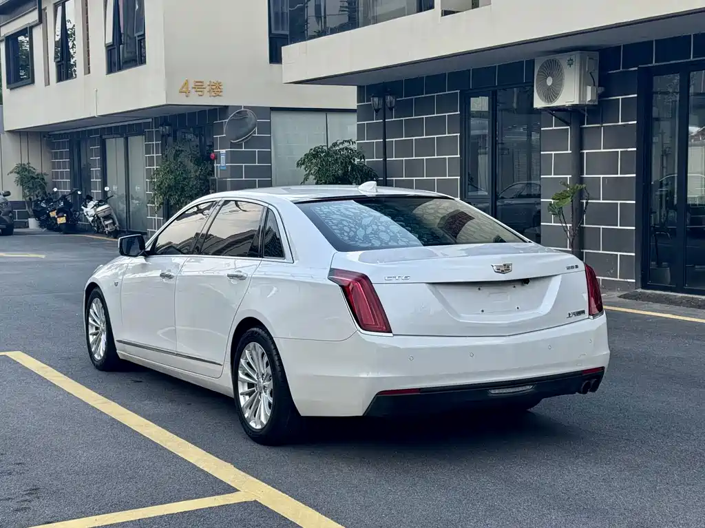 Cadillac CT6 — миниатюра 9